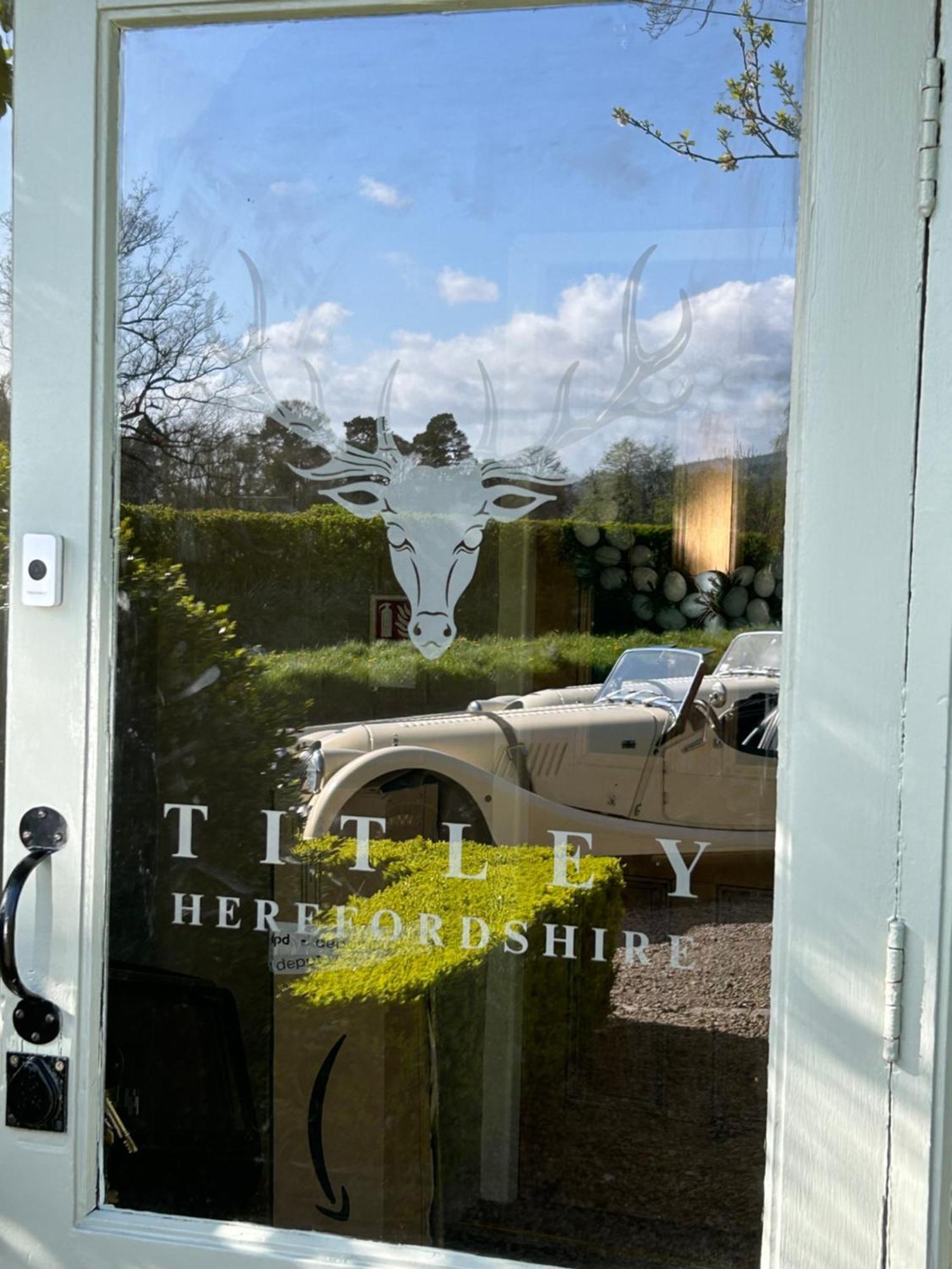 The Stagg Inn & Classic Car Experience Titley Exterior foto